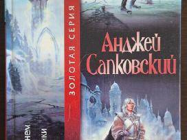 Knyga "анджей Сапковский - Крещение огнём."