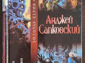 Knyga "анджей Сапковский - Кровь эльфов."