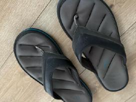 Parduodu šlepetes Adidas