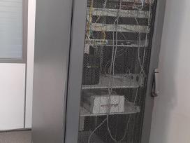 Parduodama naudota Hp serverinė (be įrangos viduje
