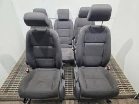 Volkswagen Touran salonas komplektas sėdynės