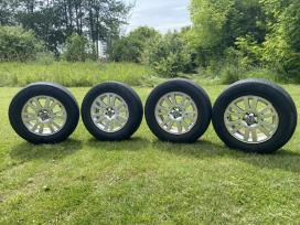 Parduodu nuo „Volvo Xc90“. 235/65/r17 Kaina 450€