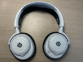 Steelseries Arctis Nova 7p