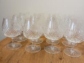 Taures krikstolines