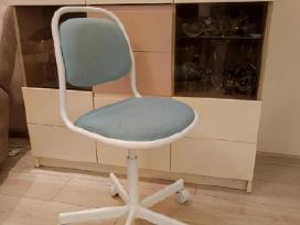 Ikea vaikiška biuro kėdė su ratukais
