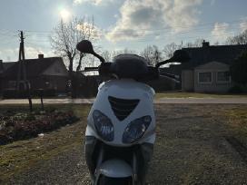 Parduodu motorolerį