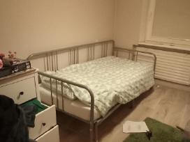 Ištraukiama sofa lova metalinė