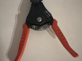 Parduodu Knipex laidų nužievinimo reples
