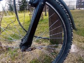 Parduodamas kalnų dviratis