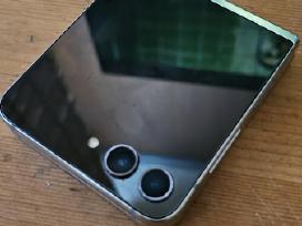 Galaxy Z flip 5