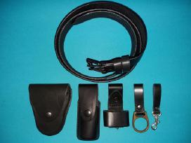 Policijos pareigūnų diržas su amunicijos dėklais