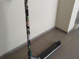 Triukinis paspirtukas Oxelo Alu 6061 T6