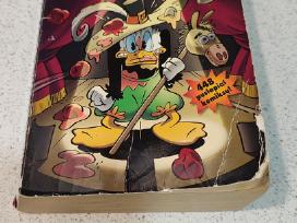 Mega giga Donaldas ir kiti