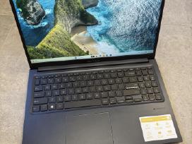 Asus Vivobook 15 i5-13420h / 16gb / 512ssd