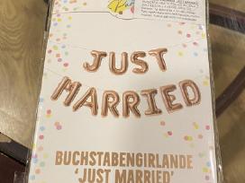 Raidžių girlianda „Just Married"