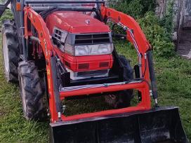 Kubota traktorius mini trasu barstytuvas ekologine