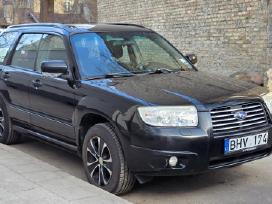 Subaru Forester 2.0 116kw benzinas 2005m.