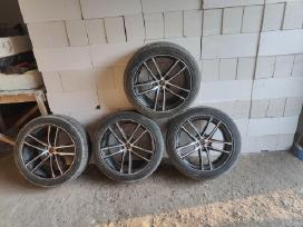 Jeep granb Cherokee. Dodge Durango. Ratlankiai