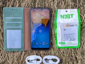 Samsung A20e visks veikia