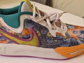 Krepšinio bateliai Nike kyrie 8 "Circle of Life"