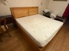 Didelė 200x200 dvigulė lova su čiužiniu – gera būk