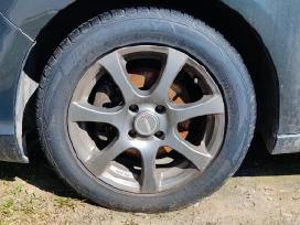 R16 ratlankiai nuo Citroen C4 su padangomis