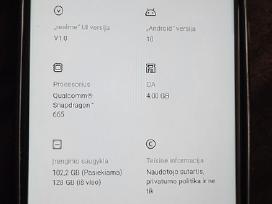 Realme 5 telefonas