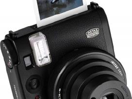Momentinis fotoaparatas Fujifilm Instax 99