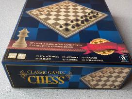 Mediniai šachmatai chess classic games