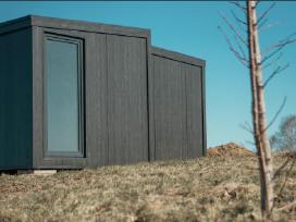Modernus 2-jų Modulių Namelis Jūsų Poilsiui Sklype