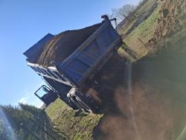 Parduodu juodžemį,durpes šilauogėms,frezuotą asfal