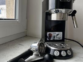 Pusiau automatinis kavos aparatas Delonghi Ec 685