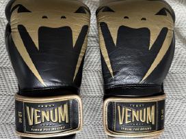 Venum Giant 2.0 Pro Boxing Gloves (12oz)