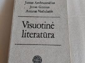 Visuotinė literatūra