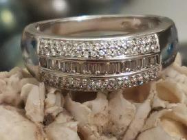 585 6.59 gr Kohinoor žiedas su 0.41 ct briliantais