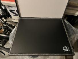 Skypad XL 3.0 stiklinis pelės kilimėlis