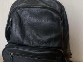 Katana odinė kuprinė darbui/kelionėms