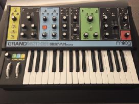 Moog Grandmother sintezatorius