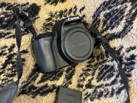 Canon EOS 250d