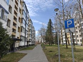 1 kambario butas Kuršėnų centre prie bažnyčios