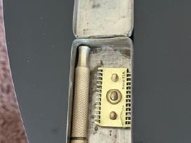 Gillette. Su dėžute