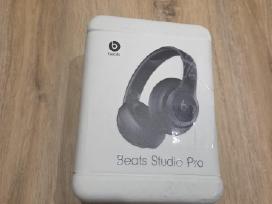Beats Studio Pro Black Ausines