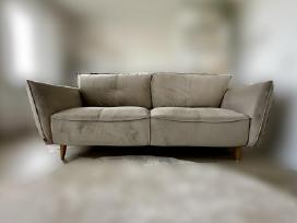 Trivietė sofa