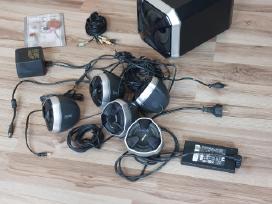 Garso kalonėlės ir Ac adapteris