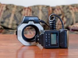 Sigma Em-140 Dg macro blykstė Canon fotoaparatui