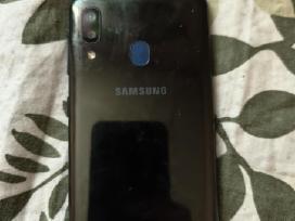 Samsung a20e