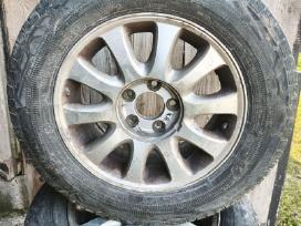 Padangos Continental 215/65 R16c su ratlankiais