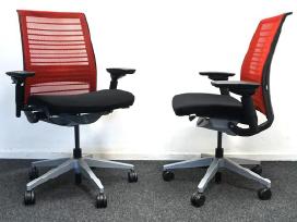 Steelcase Think V2 Kėdė Su Porankiais