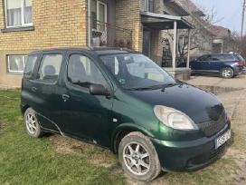 Toyota Yaris verso. 2001m.1.3 benzinas.