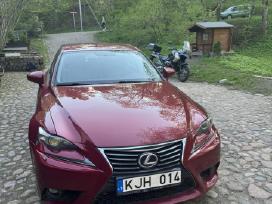 Lexus Is hibridas